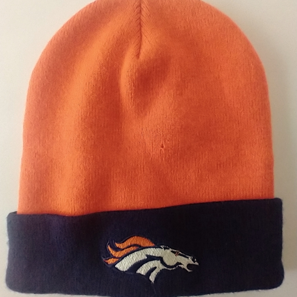 Denver Broncos GameDay NFL Beanie Hat